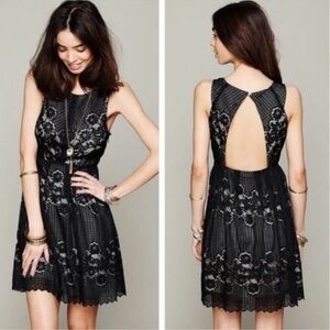 Free People Rocco Keyhole Open Back Black Crochet Dress Size 0 EUC
